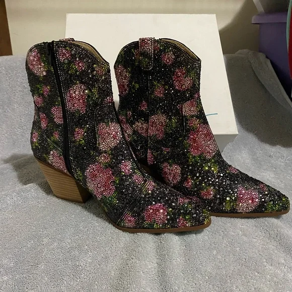 Betsy Johnson Black Floral Diva Western Embellished Ankle Boots - Picture 12 of 15